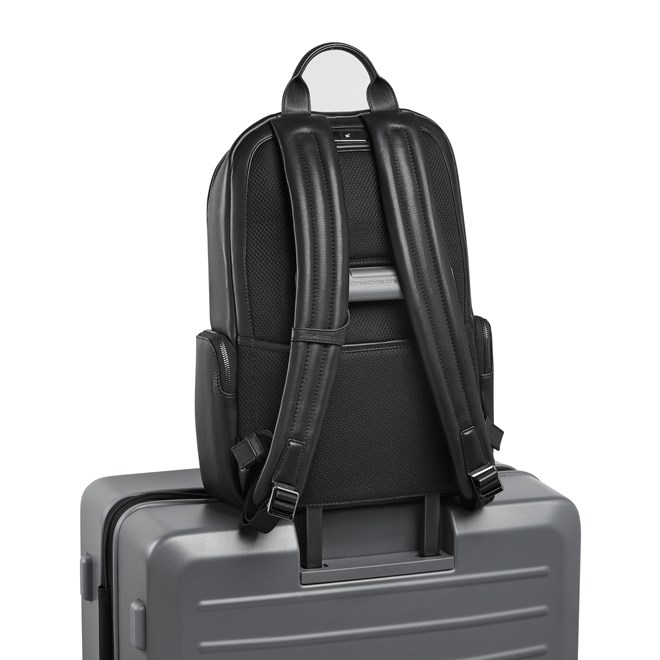 PD Roadster Backpack S | PORSCHE DESIGN JAPAN PD Roadster Backpack S | PORSCHE DESIGN JAPAN